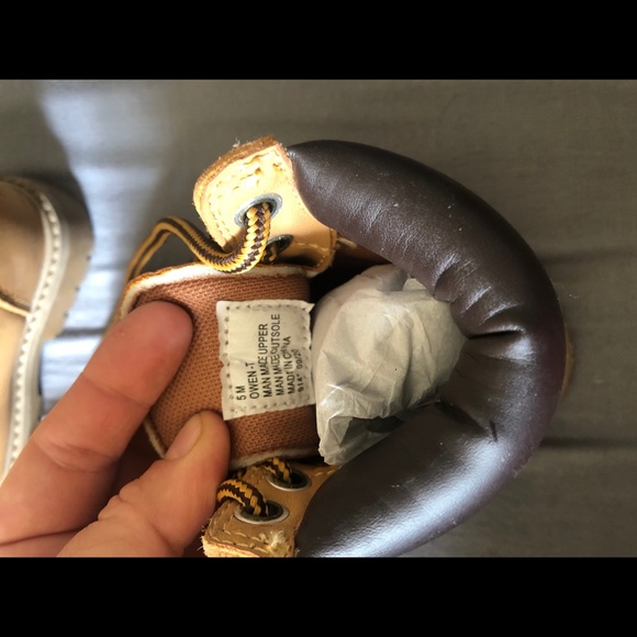 Boots - Picture 3 of 4